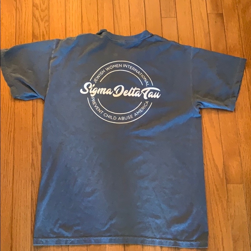 Sigma Delta Tau T-shirt